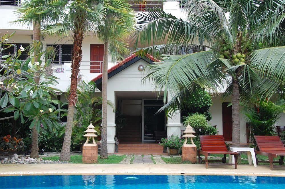 Sirikarn Residence & Luxury Apartments Pattaya Exteriér fotografie